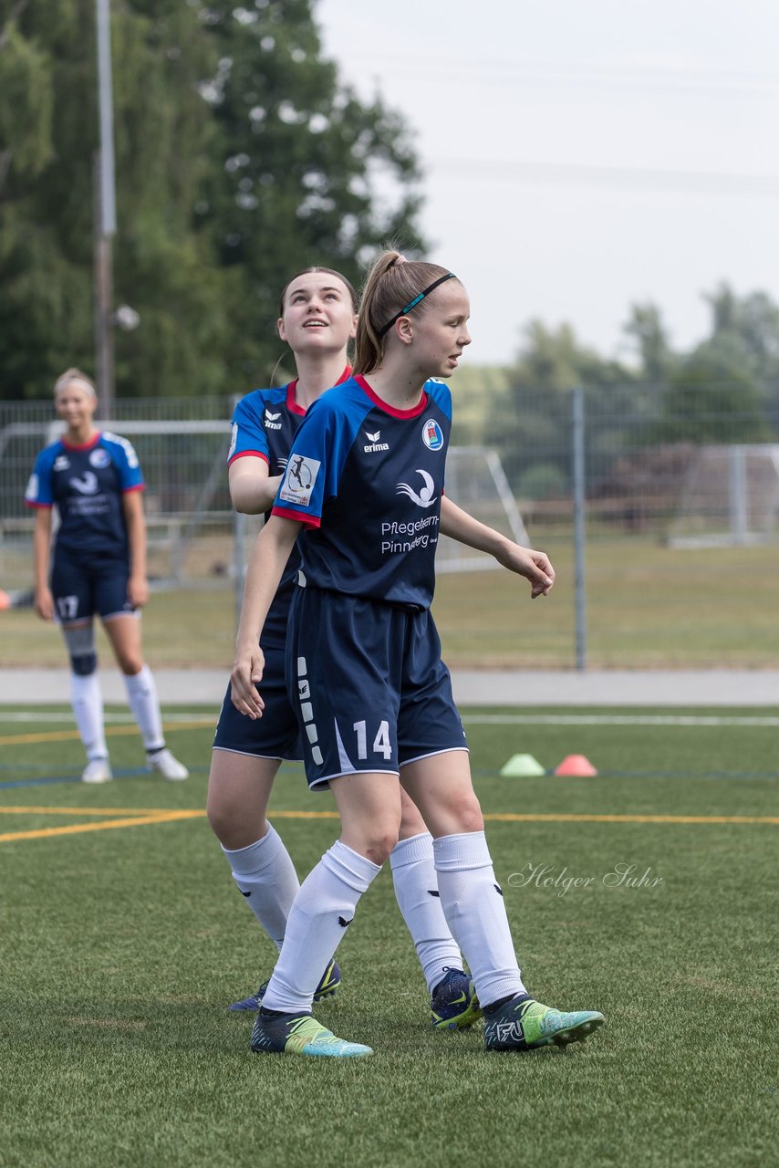 Bild 61 - wBJ Holsatia Elmshorn - VfL Pinneberg : Ergebnis: 1:4